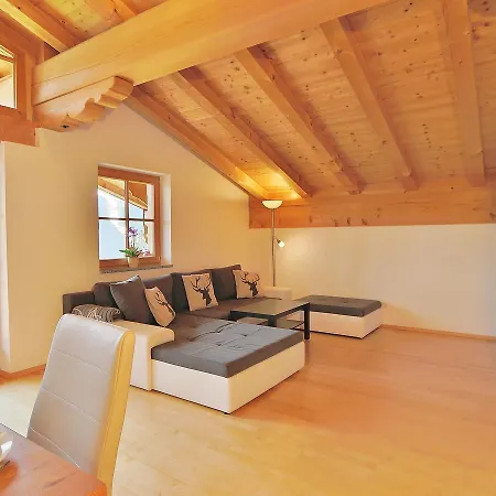 Farnreit Apartment *
