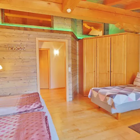 Farnreit Apartment *
